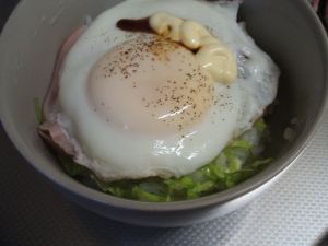 チーズ混ぜ込みハムエッグ丼 レシピ 作り方 By Yantasan 楽天レシピ