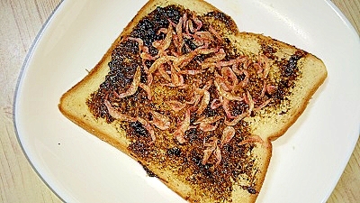 小エビと海苔の佃煮トースト レシピ 作り方 By Happy Days 楽天レシピ