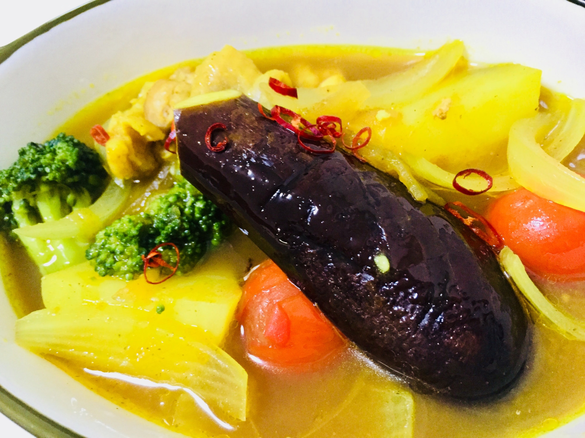 【カレー翌日メニュー】野菜たっぷりスープカレー