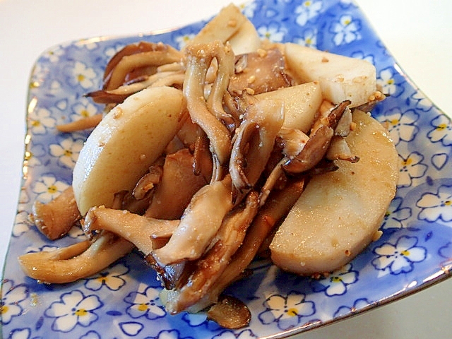 カボスぽん酢で　舞茸と蒲鉾の炒め物