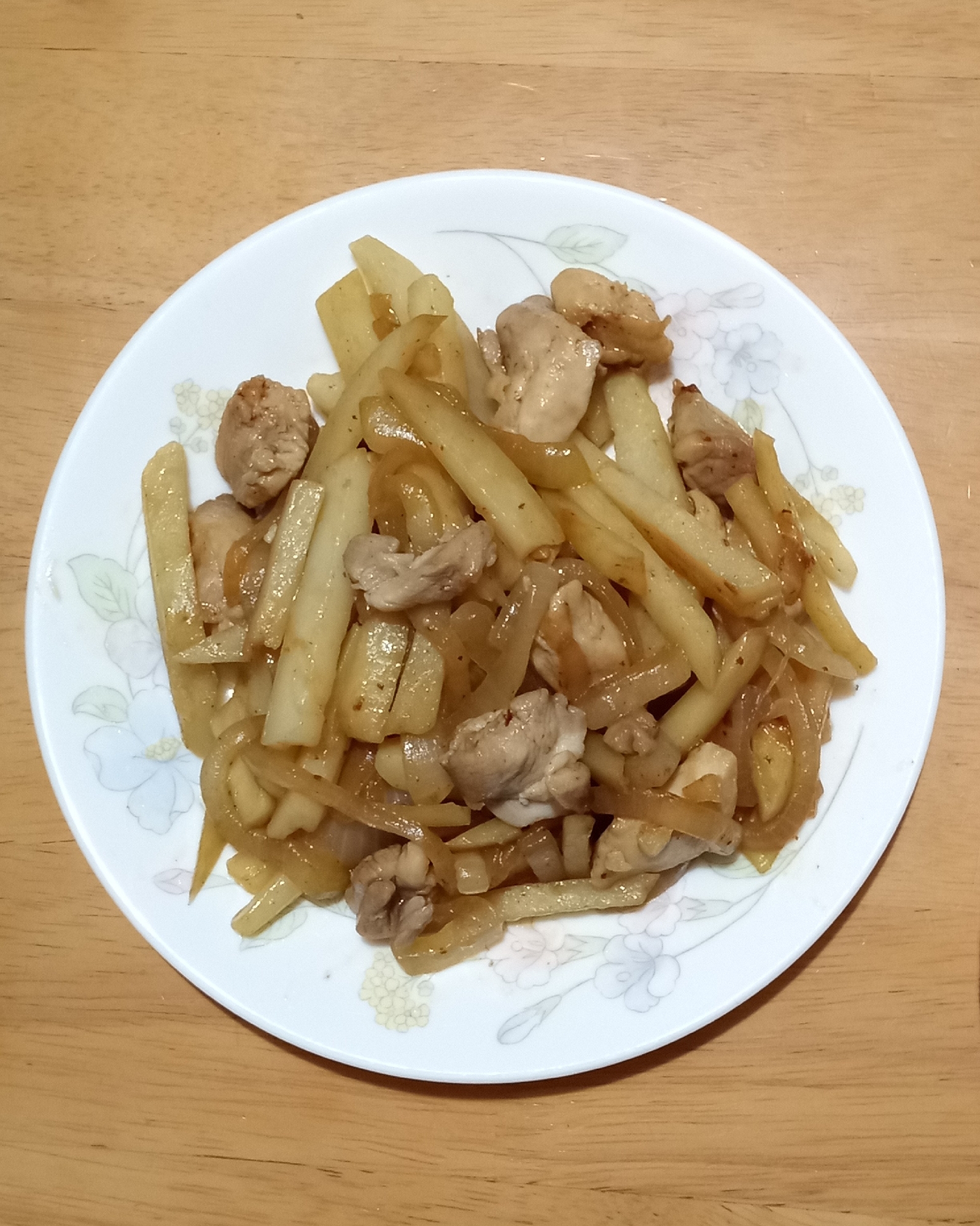 鶏肉と玉ねぎ＆新じゃがの和風な炒めもの★