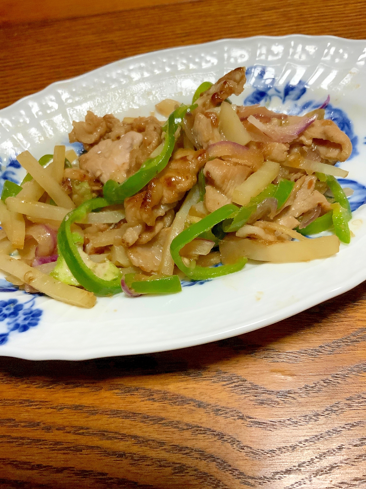 豚肉xじゃがいもxピーマンのオイスターソ炒め