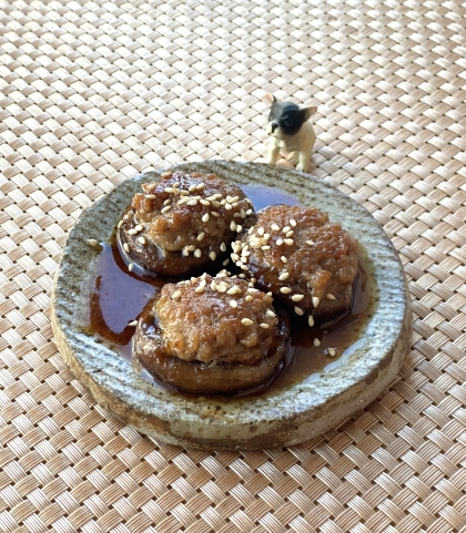 椎茸の鶏つくね詰め