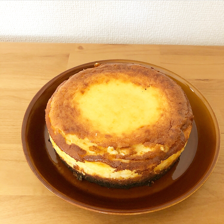 スフレなの?ベイクドなの?不思議なチーズケーキ