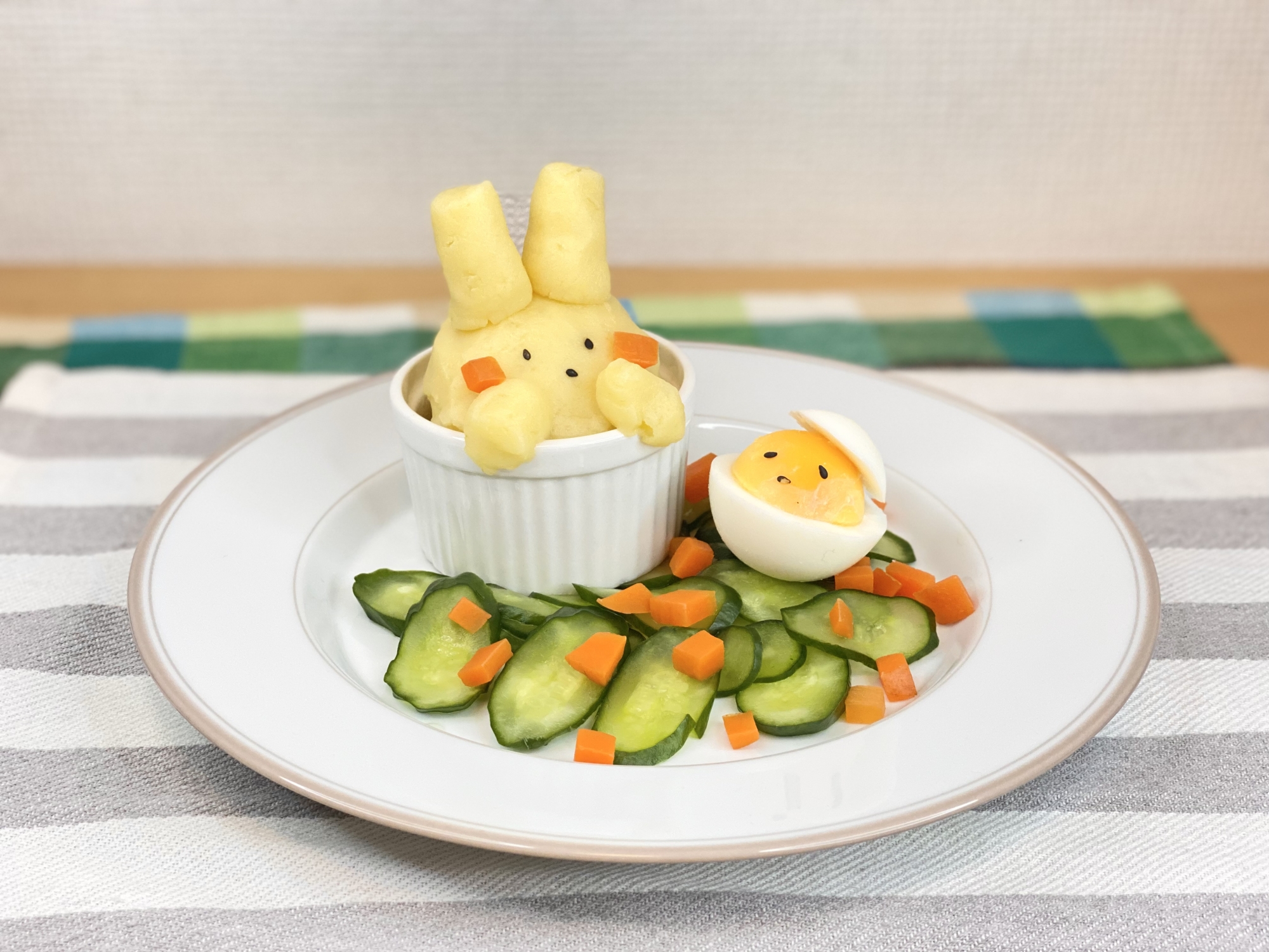 イースターに！ウサギかわいいポテサラ