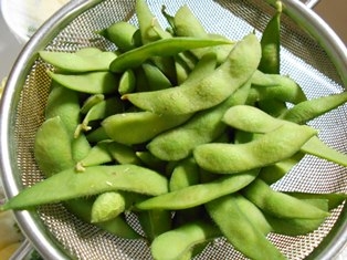 冷凍枝豆も茹で方で美味しくなりますね。ご馳走様です。(*^.^*)