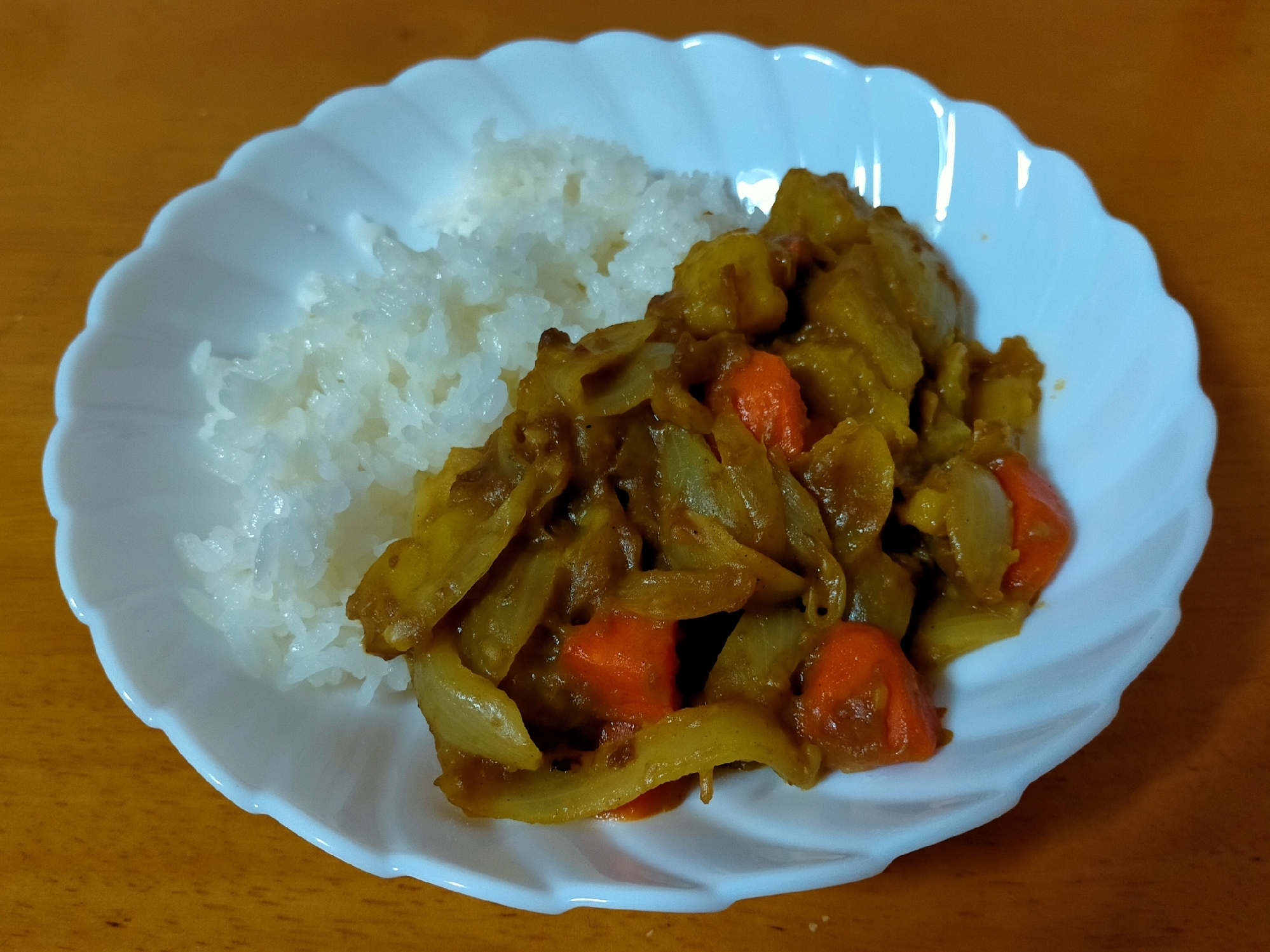 カレーフレーク使用！肉なしカレー