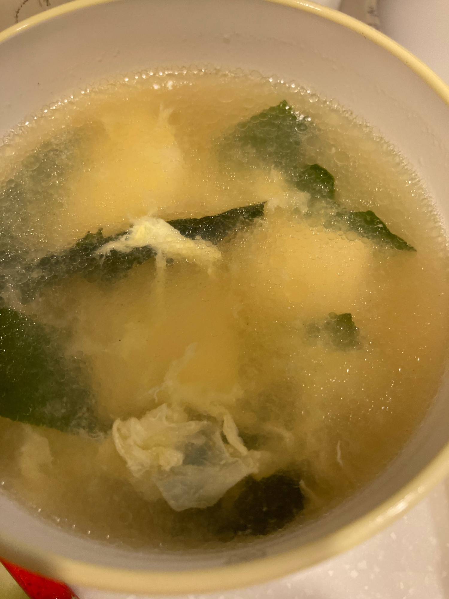 鶏の茹で汁使用　中華風スープ