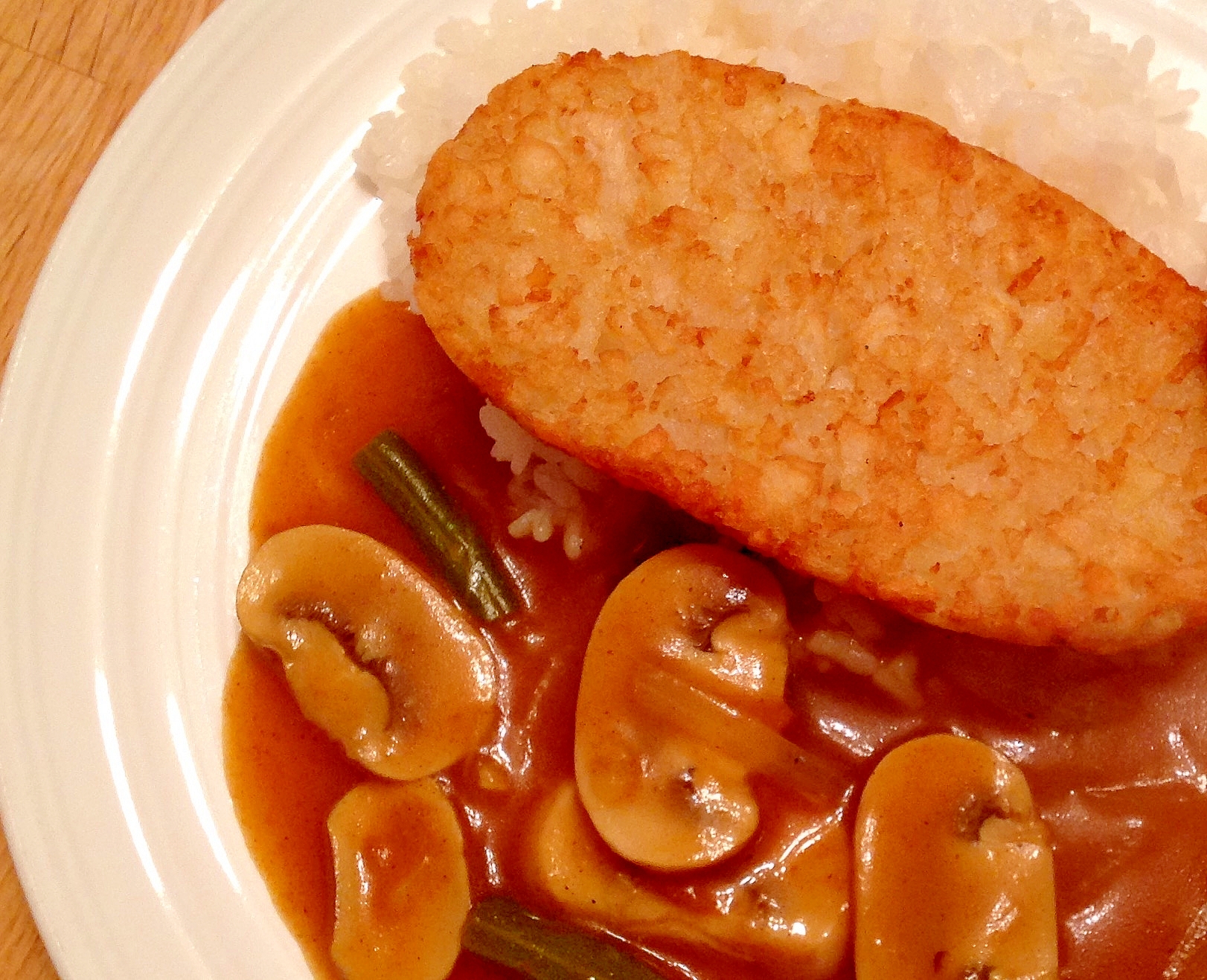 ハッシュブラウン乗せ野菜カレー