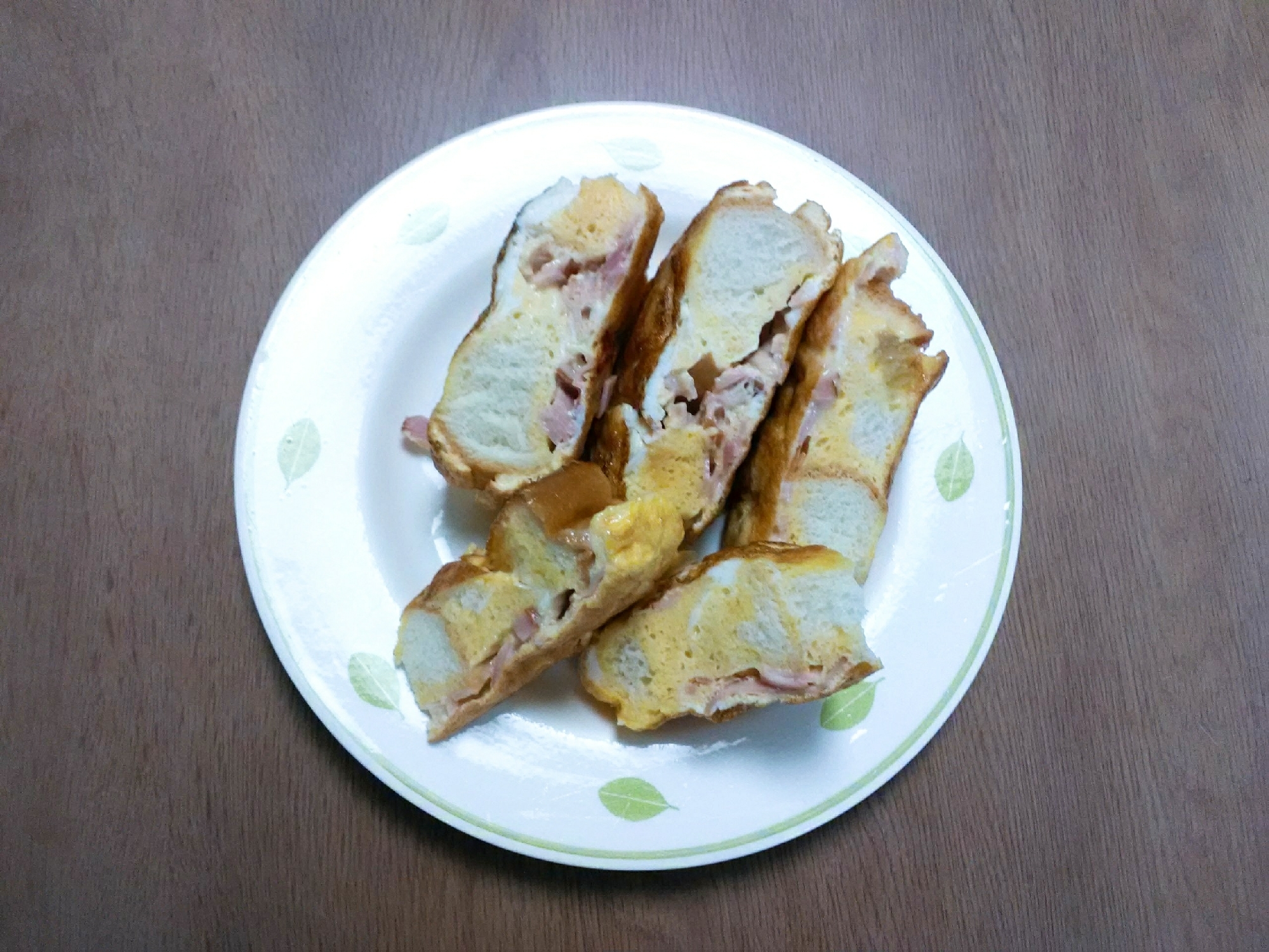 食パンのハムチーズピカタ
