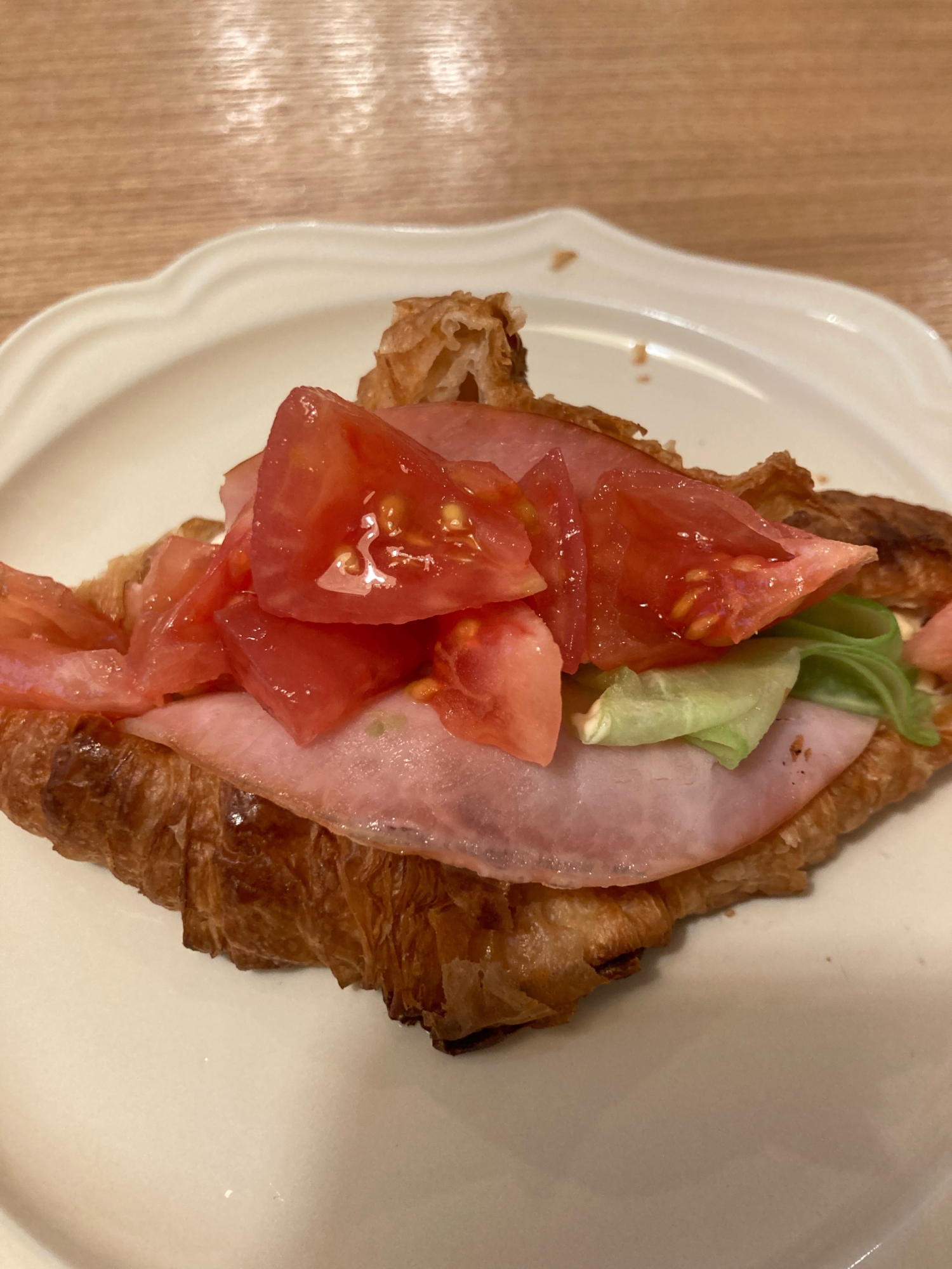 野菜クロワッサン