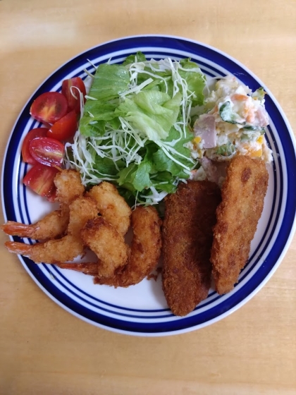 mimi2395さんコンニチハ♬
冷凍フライを揚げるといつも火傷してました...
このやり方で揚げ物怖く無くなりました！
有難うございます(❁´◡`❁)