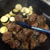 大きめサイズで食べ応え抜群 ミートボールのトマト煮 レシピ 作り方 By ニーミン谷のニーミンママ 楽天レシピ