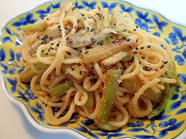 生姜マヨで　茄子と辛子明太子の焼きちゃんぽん♬