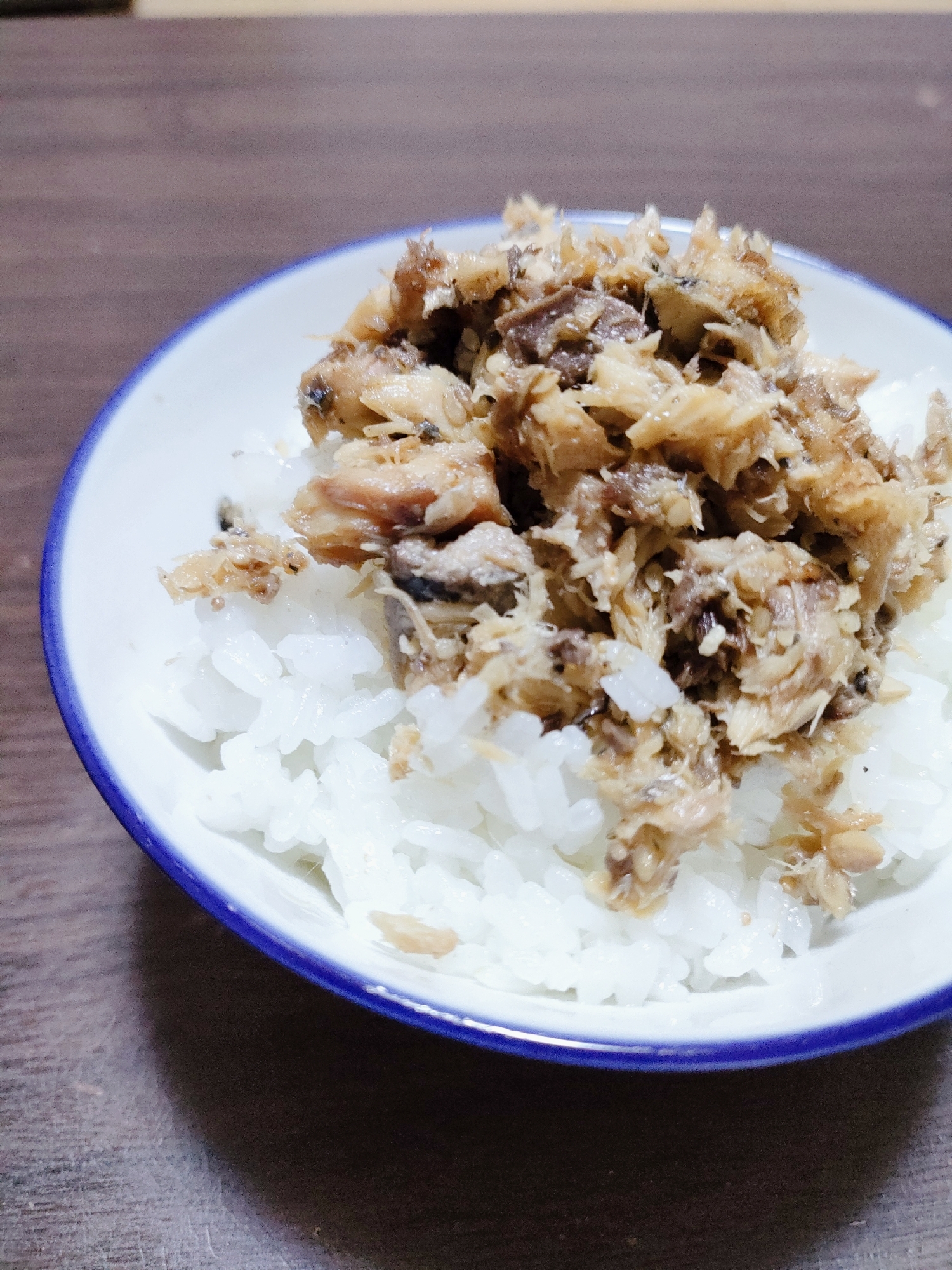 サバ缶で激ウマさばマヨ丼♡