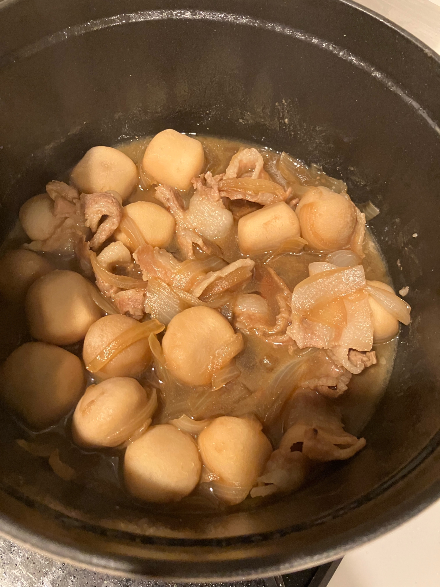 里芋と豚肉の煮物