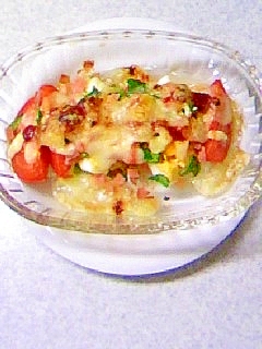 トマトとゆで卵のマヨチーズ焼き