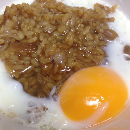 お醤油かけたくなるよ♪玉子カレーリゾット