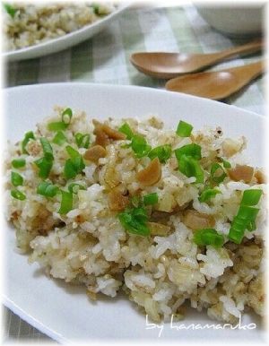 にんにくの醤油漬けでガーリック炒飯