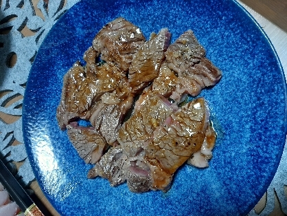 写真でみると見た目悪いですが...ソース美味しかったです！たった30秒ずつで焼けるなんて感動でした！！(*^^*)また作ってみます❣️