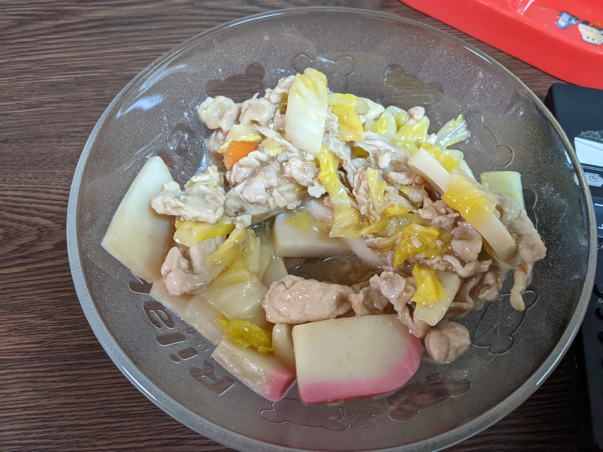 豚肉と白菜とかまぼこの炒めもの