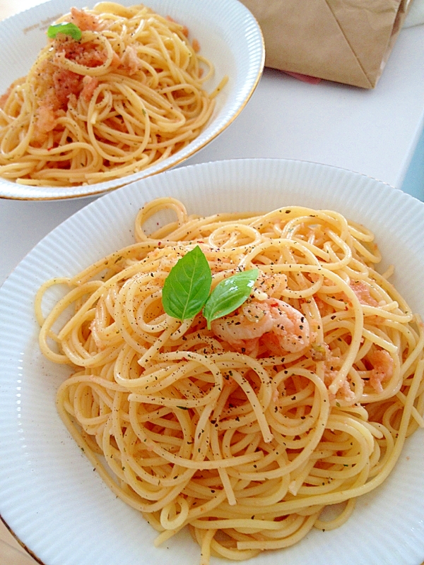 天かす入り明太子とバジルのパスタ