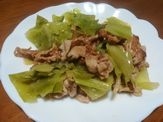 簡単♪(^^)豚肉とキャベツの味噌バター炒め♪