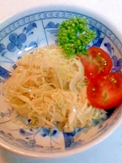 キャベツの黒酢サラダ