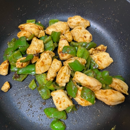 ピーマンと鶏ささみのカレー風味炒め♪