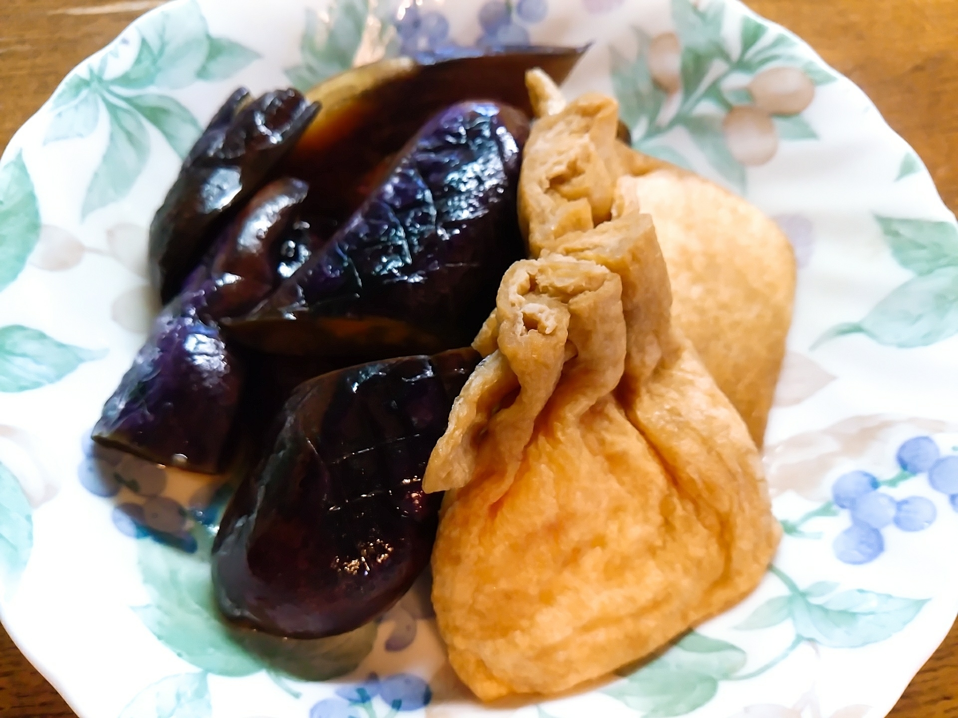 茄子と餅巾着の甘辛煮