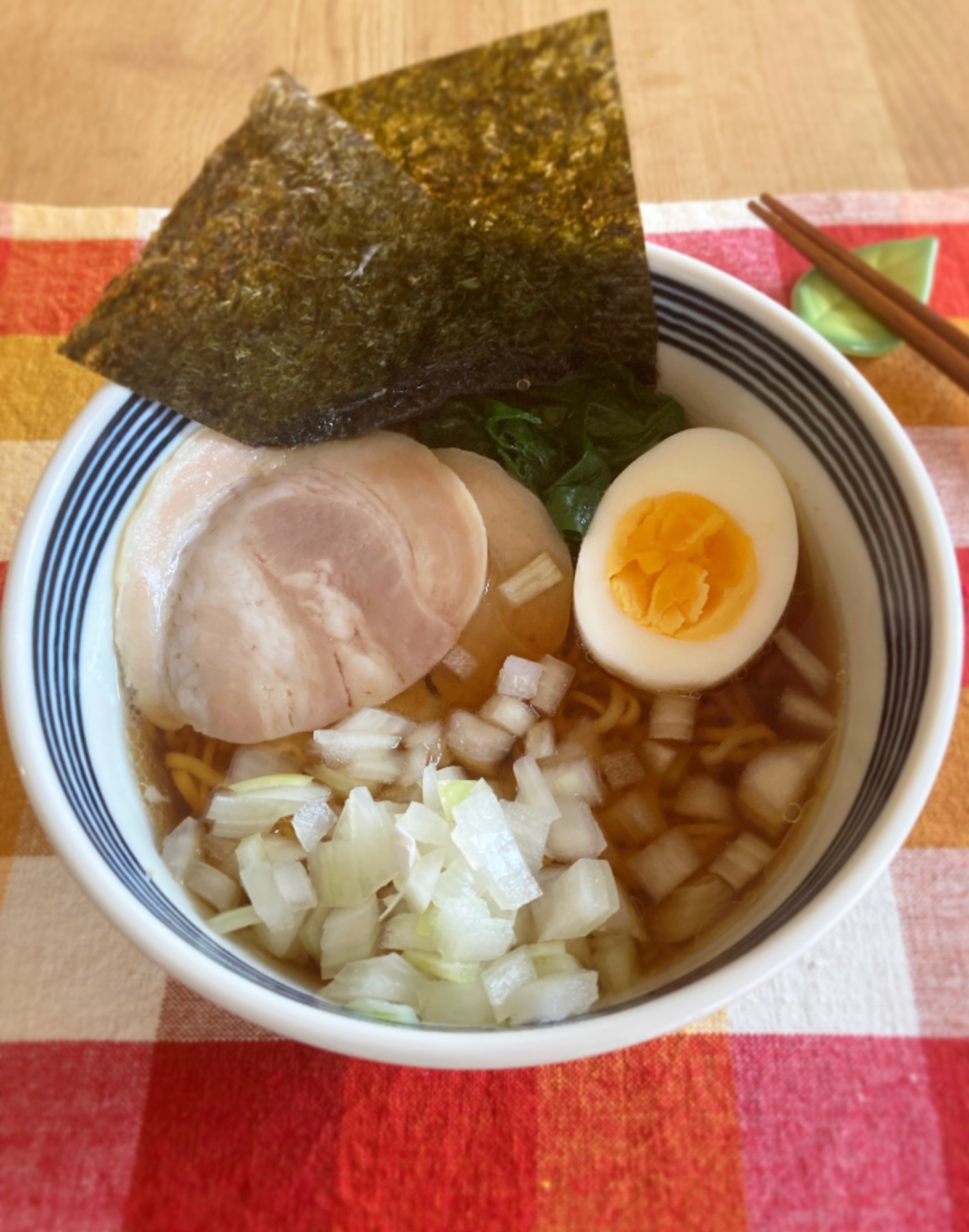 刻み玉ねぎと即席麺で☆簡単八王子ラーメン♪