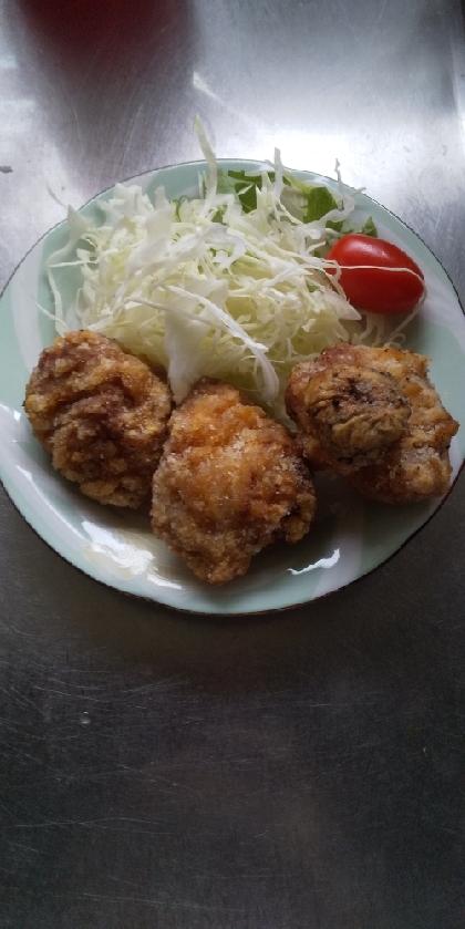 おろし玉ねぎでジューシーに『塩からあげ』