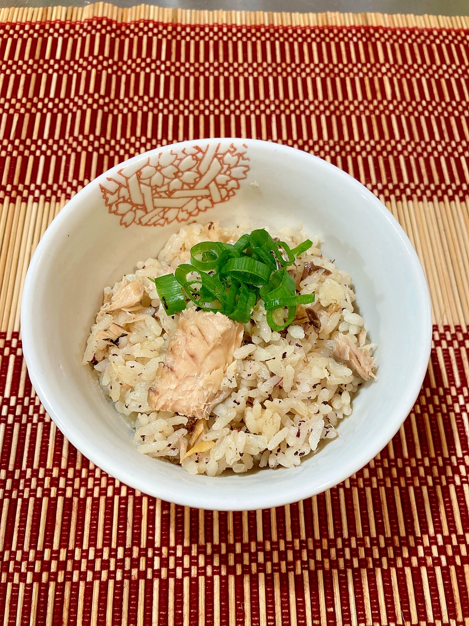 ♦️ゆかり風味＊サバ水煮缶の炊き込みご飯