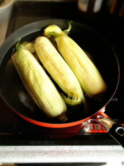 甘くて美味しいとうもろこしの茹でかた