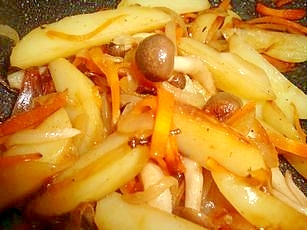 ジャガイモと人参と玉ねぎとしめじのからしマヨ炒め レシピ 作り方 By ぴさきのマリちゃん 楽天レシピ ジャガイモと人参と玉ねぎとしめじのからしマヨ炒め レシピ 作り方 By ぴさきのマリちゃん 楽天レシピ