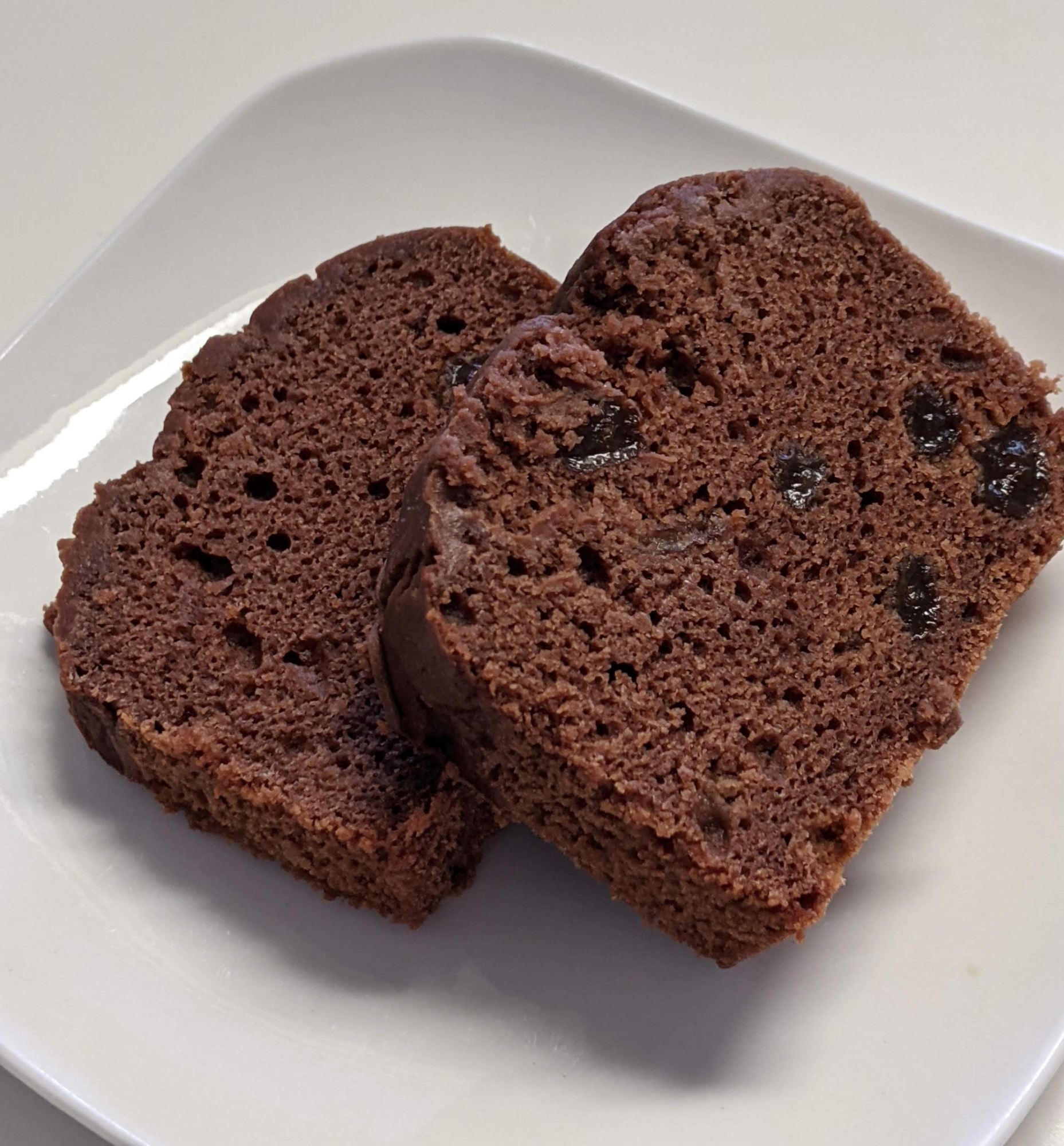 米粉のラムレーズンチョコケーキ