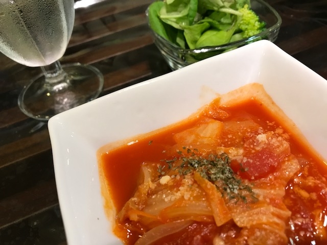 白菜の簡単トマト煮込み