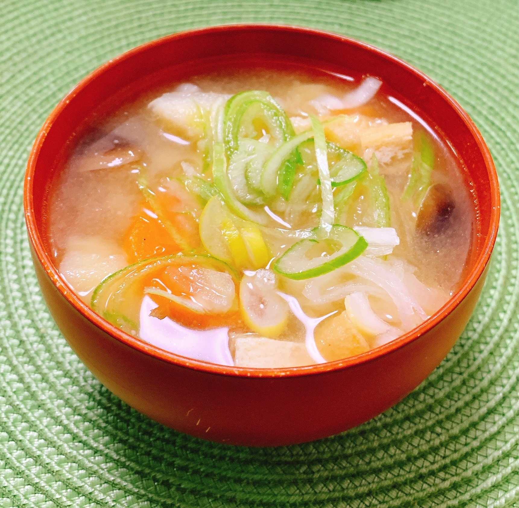 野菜ときのこ♪健康お味噌汁✧˖°