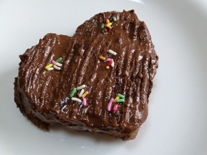 レンジで簡単 ハートのチョコケーキ レシピ 作り方 By Chacoxcha 楽天レシピ