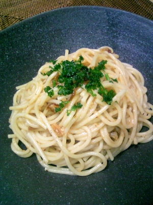 食べるラー油で混ぜるだけ!!ペペロンチーノ風♪