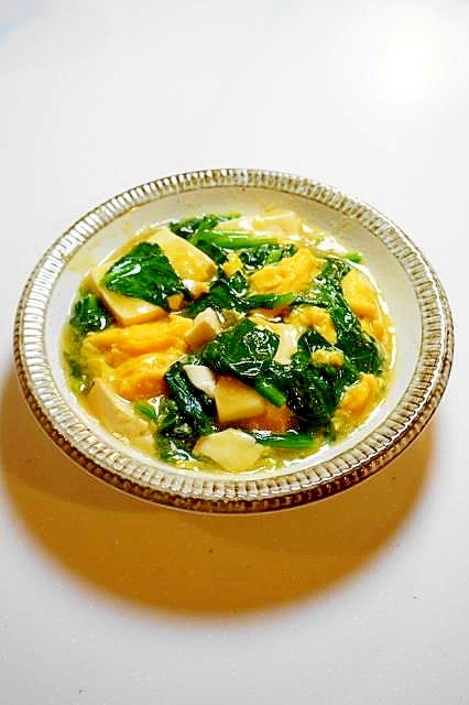 身も心も温まる！ほうれん草と豆腐の卵とじ