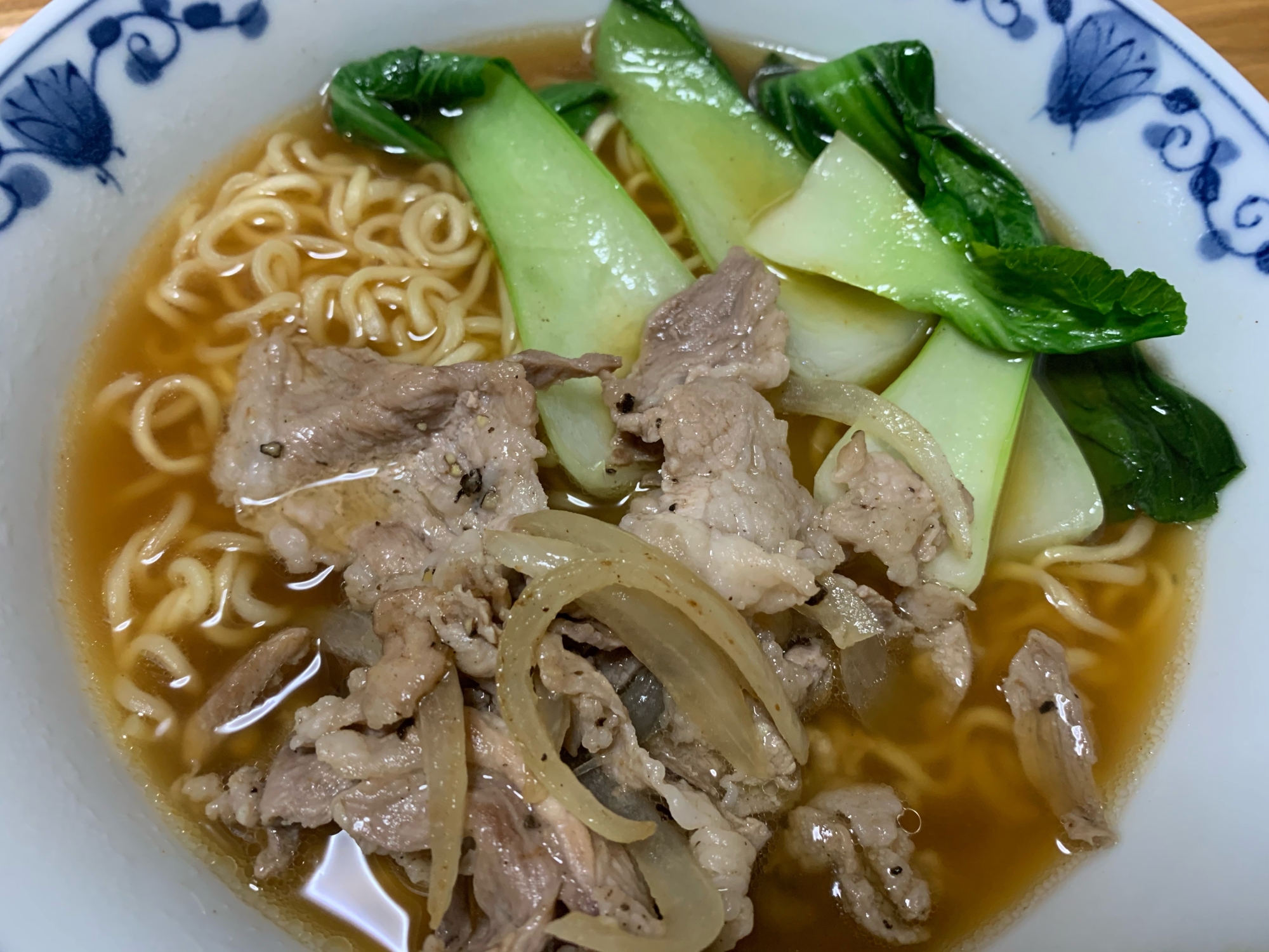 まるごとチンゲン菜のラーメン