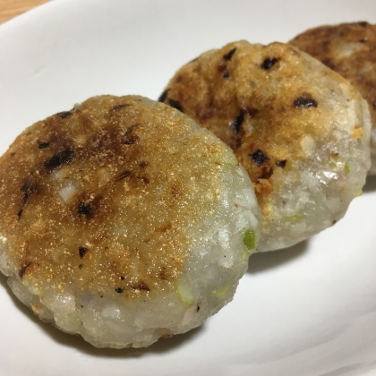 チーズを入れてみました。もっちもちでとっても美味しかったです。また作ります(^^)