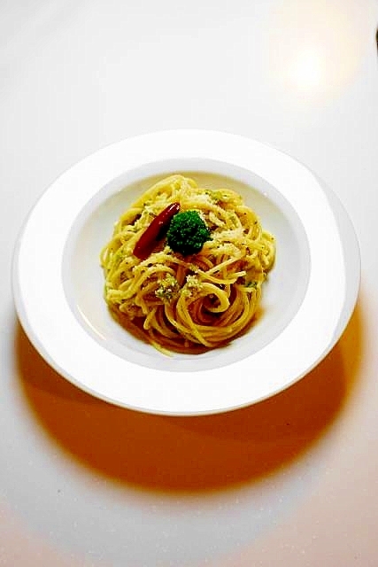 ブロッコリーとアンチョビのスパゲッティー二