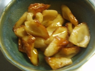 正直ちくわはちくわとあまり期待しないで作ったのですが美味しくって夫も「旨い！！」と気に入ってくれました＾＾ｖ。