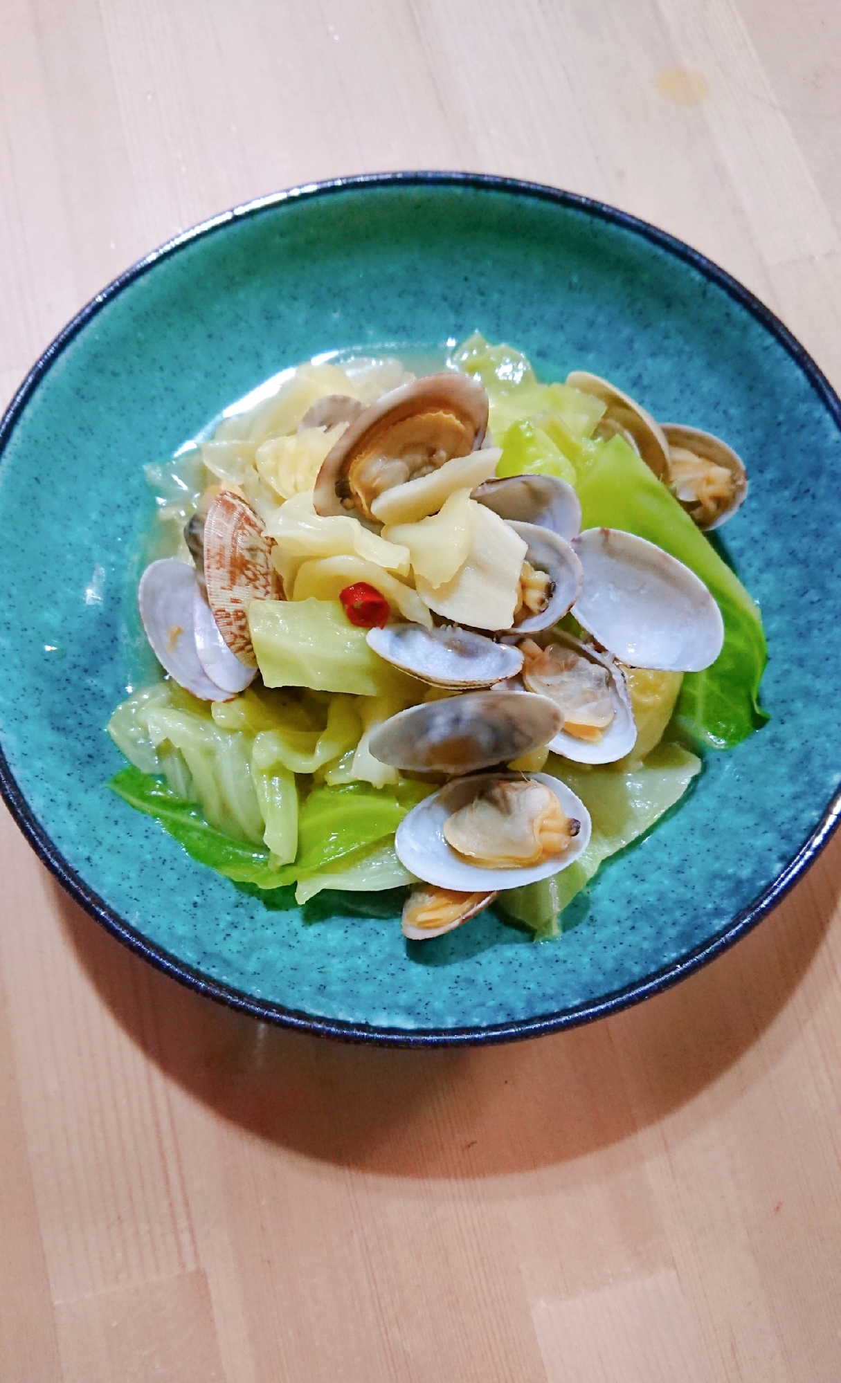 あさりとキャベツの醤油炒め