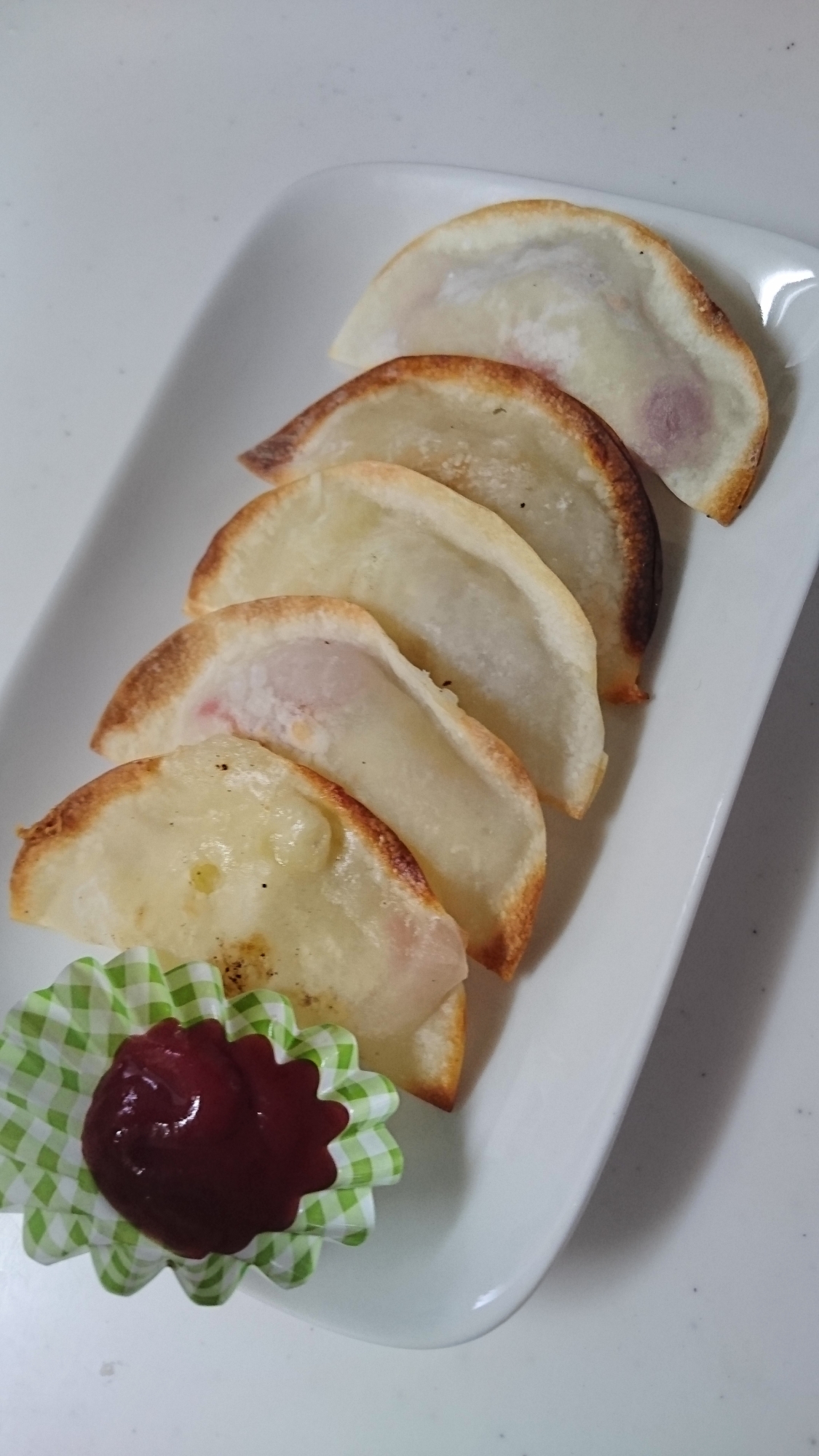 餃子の皮で新じゃがチーズ焼き トースターで簡単 レシピ 作り方 By Yunoa101 楽天レシピ