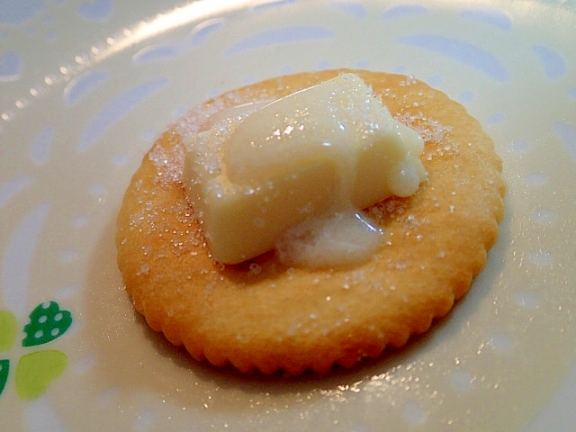 ホワイトチョコとコンデンスミルクの甘じょっぱリッツ