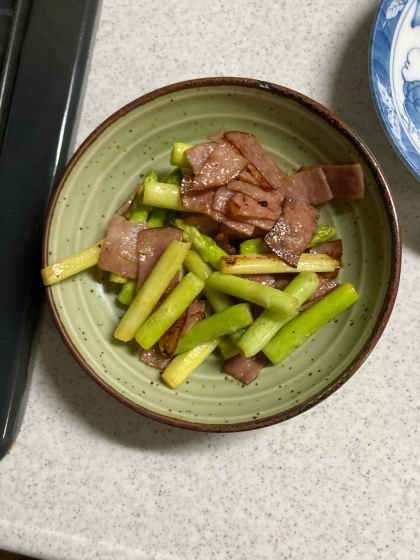 明日のお弁当用に作りました♪
ベーコンとアスパラの相性抜群ですね！
素敵なレシピありがとうございます(^^)