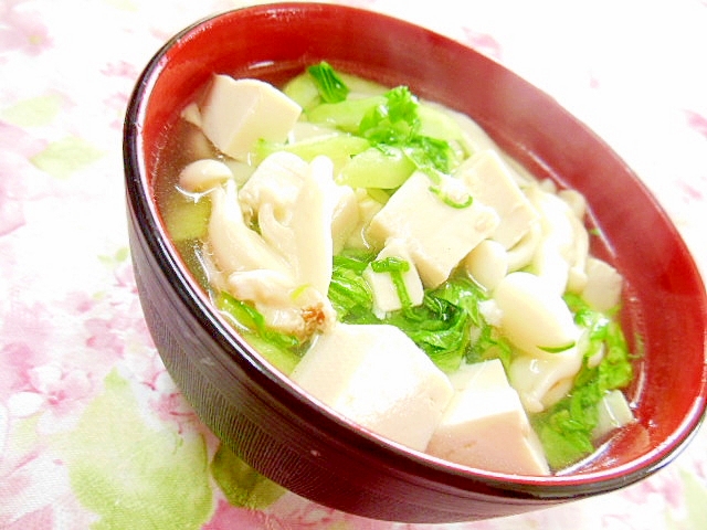 ウェイパーde❤ブナピーと豆腐と青梗菜のスープ❤